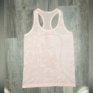 Lululemon Racerback Tank Top Light Pink Paisley Pattern - Size 6